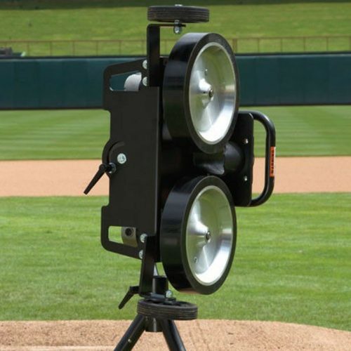 Bulldog 2 Wheel Pitching Machine Pitching Machine Sale